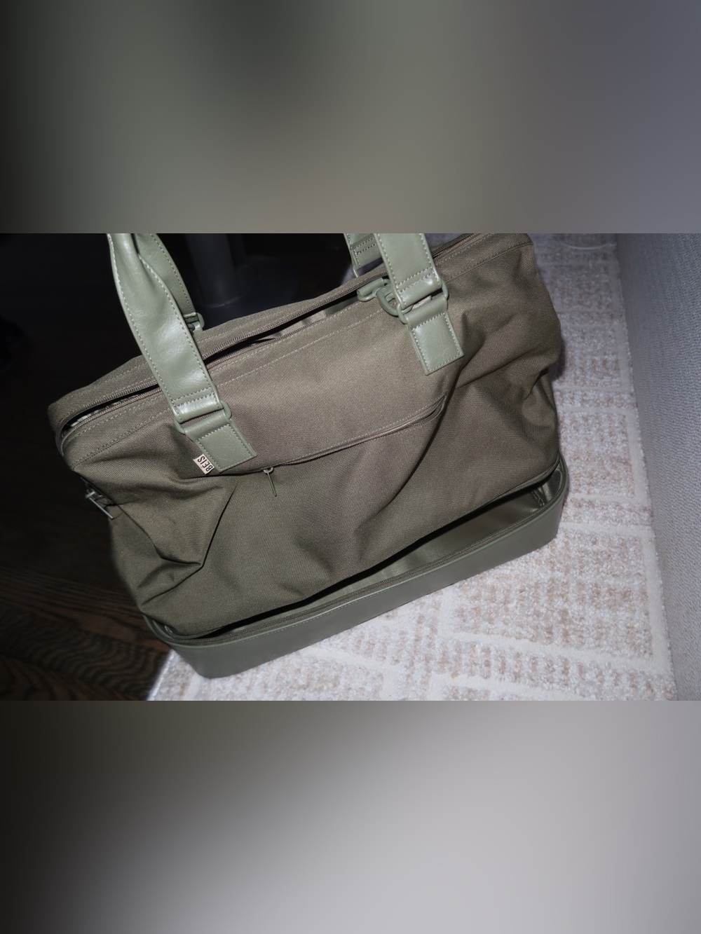 Olive Green beis weekender